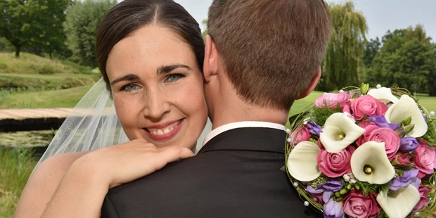 Hochzeitsfotos - Fotobox mit Zubehör - Wietze - Fotografin Lüneburg co Bork - diehochzeitsfotografin.de