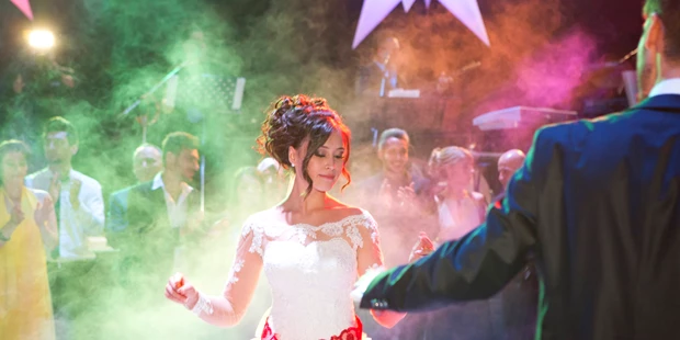 Hochzeitsfotos - Art des Shootings: Trash your Dress - Maria-Lanzendorf - Michele Agostinis
