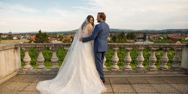Hochzeitsfotos - Art des Shootings: Trash your Dress - Maria-Lanzendorf - Michele Agostinis