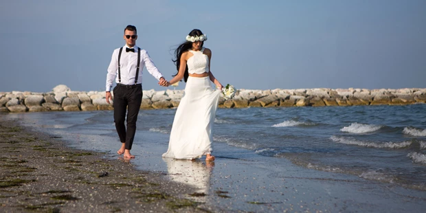 Hochzeitsfotos - Art des Shootings: Trash your Dress - Maria-Lanzendorf - Michele Agostinis