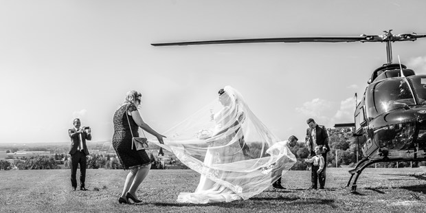 Hochzeitsfotos - Art des Shootings: Unterwassershooting - Grafenau (Freyung-Grafenau) - Hochzeitsfotograf in OÖ - Katalin Balassa 