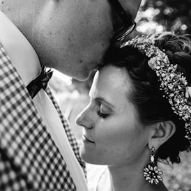 Hochzeitsfotograf: Brautpaar bei einer Hochzeit in der Nähe von Bremen - Dennis Hayungs
