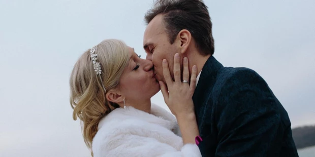 Hochzeitsfotos - Brandenburg Nord - Brautpaar auf der Seebrücke Binz (Rügen) - Dennis Hayungs