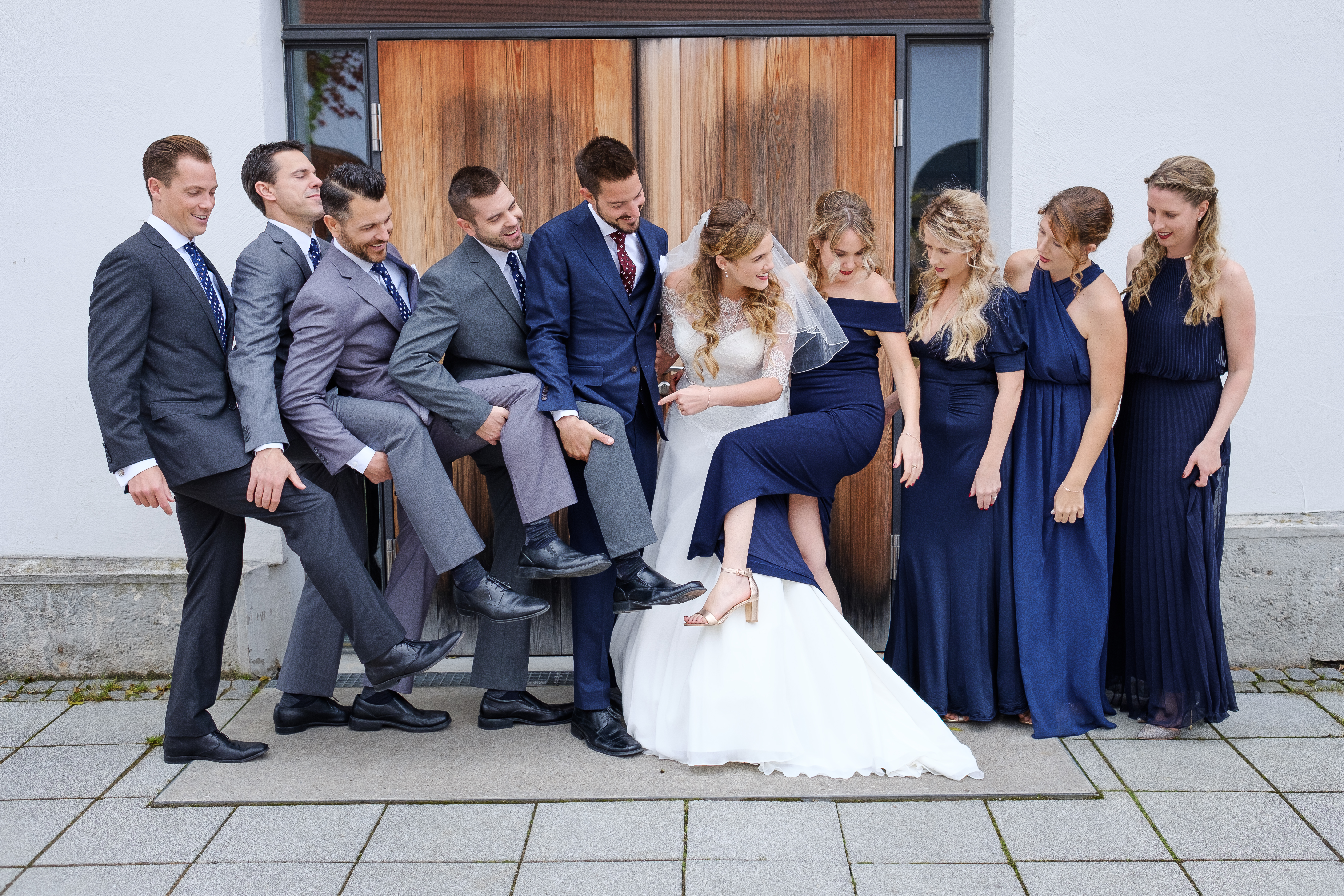 Hochzeitsfotos - Art des Shootings: Fotostory - Oberbayern - "This is how it´s done, ladies!" - Dyo Photography