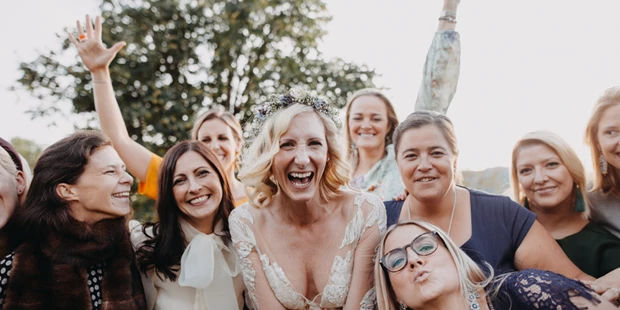 Hochzeitsfotos - Art des Shootings: Trash your Dress - Maria-Lanzendorf - Christina Supanz