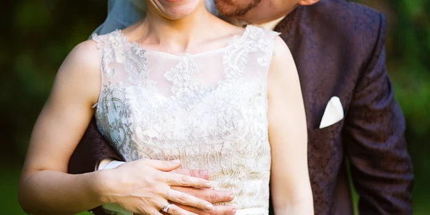 Hochzeitsfotos - Art des Shootings: Prewedding Shooting - Gumpoldskirchen - Die Momente dazwischen. - the Cristureans I Weddings by Alex & Ruth