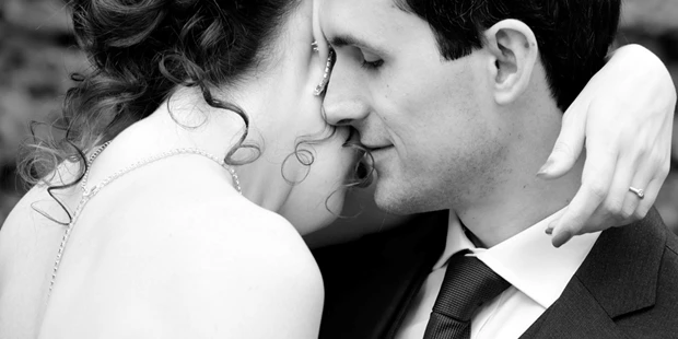 Hochzeitsfotos - Art des Shootings: Trash your Dress - Maria-Lanzendorf - ButterundBrot Fotografie