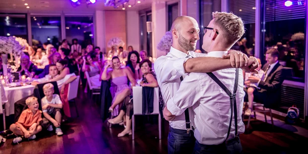 Hochzeitsfotos - Fotostudio - PLZ 2100 (Österreich) - Erster Tanz - Armin Kleinlercher - your weddingreport