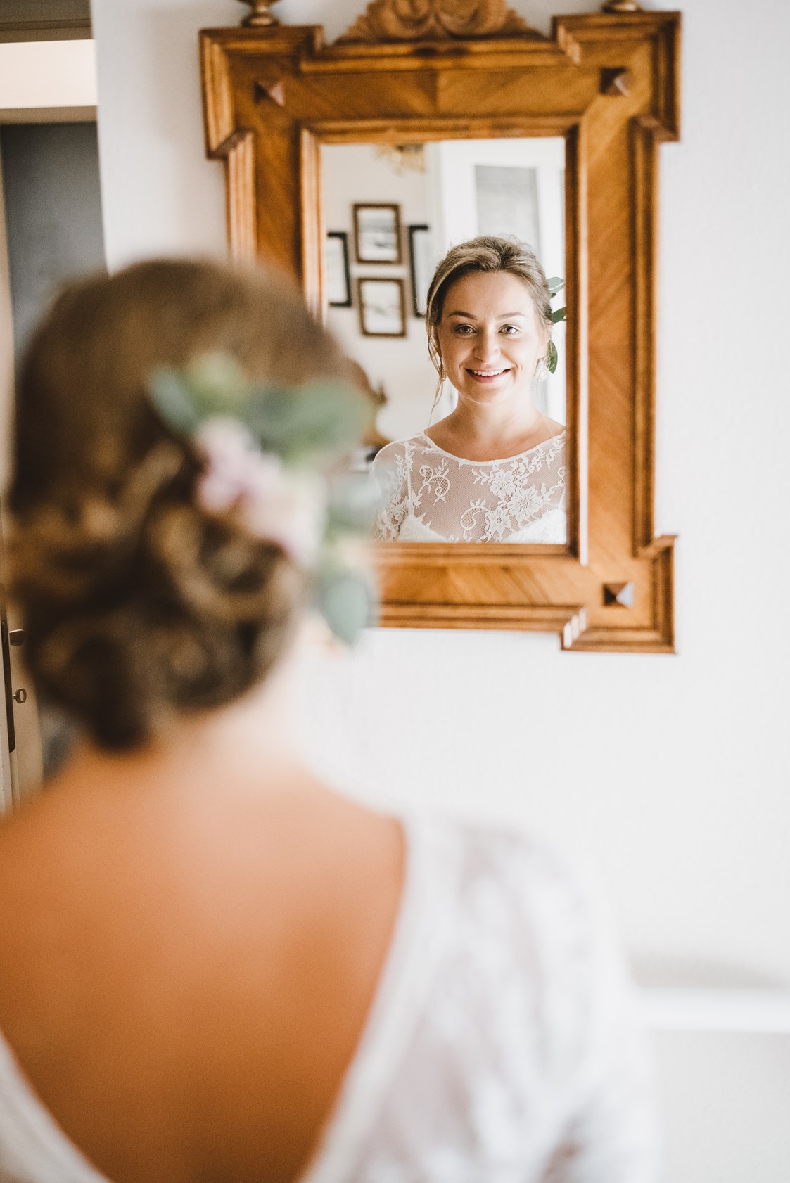 Hochzeitsfotograf: Brautvorbereitung, Getting Ready - Rene und Steffi // Hochzeitsfotos und Video