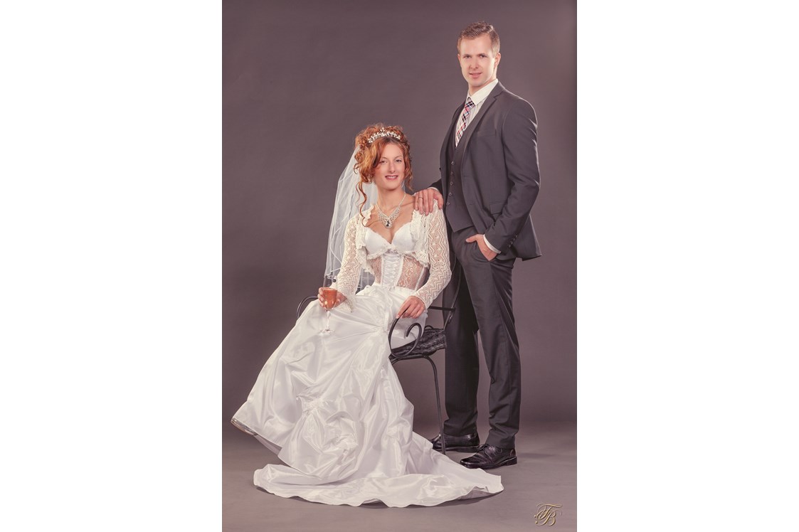 Hochzeitsfotograf: Brautpaar im Studio - Fotostudio Bremer