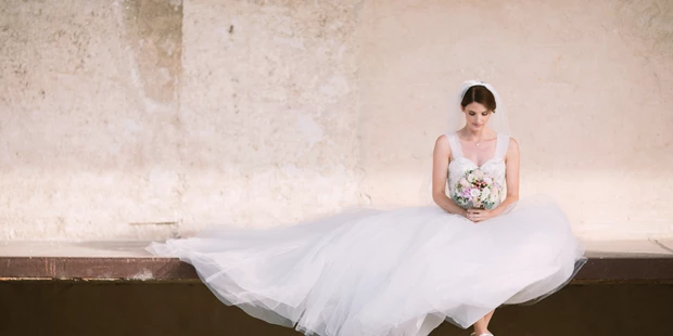 Hochzeitsfotos - Hartberg (Hartberg) - Eine Braut, so entzückend wie ihr Kleid. Einfach zauberhaft unsere Astrid - und die Hochzeit in der Wachau war auch wirklich fein. - Ben & Mari - fotografieren Hochzeiten