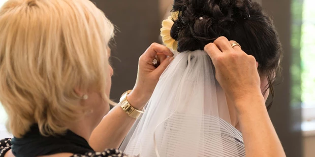 Hochzeitsfotos - Waldegg - Getting Ready - Foto Moser