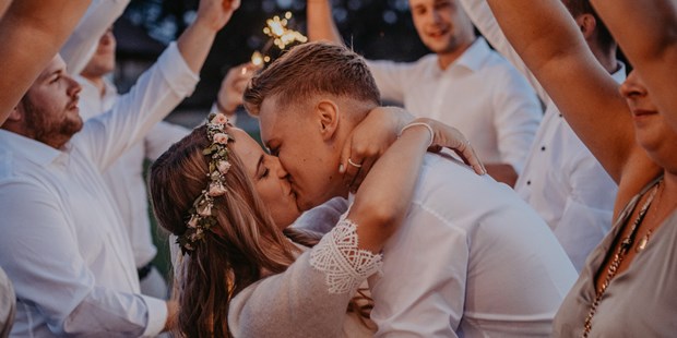 Hochzeitsfotos - Copyright und Rechte: Bilder auf Social Media erlaubt - Oberösterreich - Lichtflut