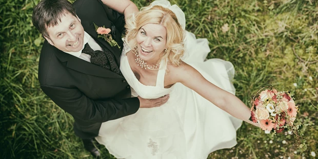 Hochzeitsfotos - Fotostudio - Wels (Wels) - Hochzeit im Herbst Schloß T. - Ludwig Pullirsch