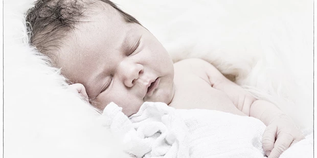 Hochzeitsfotos - Fotostudio - Wels (Wels) - Happy Baby - Ludwig Pullirsch