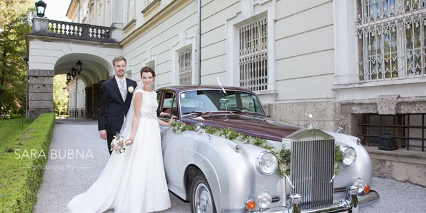 Hochzeitsfotos - Fotostudio - Wels (Wels) - Sara Bubna, zertifizierte Berufsfotografin SARA BUBNA photography, QAP, EP, 
für Hochzeitsfotos, After-Wedding Fotoshooting, Verlobungsfotos, Reportagen in Salzburg, Österreichweit und International
Für weitere Infos besuchen Sie uns bitte auf: www.sarabubna.com 
Foto: © SARA BUBNA photography
Location: Schlo Leopoldskron in Salzburg - SARA BUBNA photography
