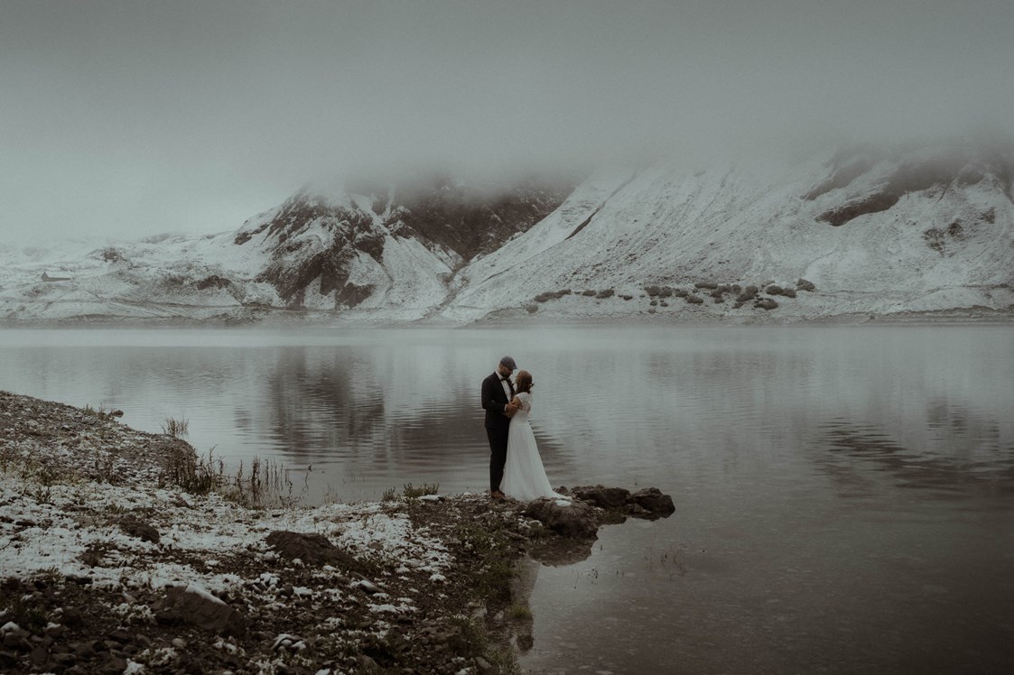 Hochzeitsfotograf: Früh-winterliches Elopement am Lünersee - Dan Jenson Photography