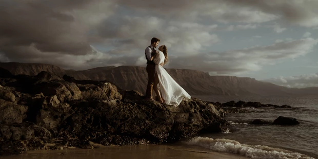 Hochzeitsfotos - Wildsteig - Elopement am Strand - Dan Jenson Photography