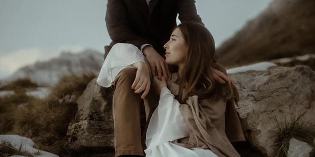 Hochzeitsfotos - Wildsteig - Sonnenuntergang nach Abenteuer Elopement in den Tiroler Bergen  - Dan Jenson Photography