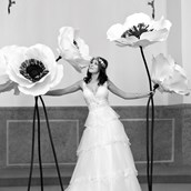 Hochzeitsfotograf - "Braut mit Blumen" - Fotografenmeisterin Aleksandra Marsfelden
