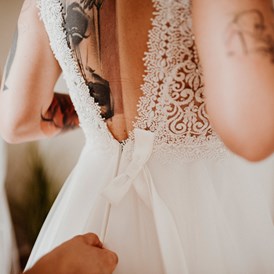 Hochzeitsfotograf: Getting Ready der Braut. - fessellos Fotografie