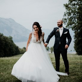 Hochzeitsfotograf: Eine traumhafte Hochzeit im Schloss Traunsee - Gmunden. - fessellos Fotografie