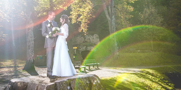 Hochzeitsfotos - Art des Shootings: Portrait Hochzeitsshooting - Hofweiden - BRUNNER IMAGES - 503er Hochzeitsfotograf