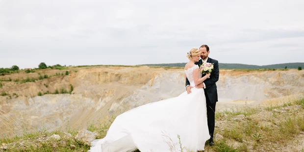 Hochzeitsfotos - Art des Shootings: Trash your Dress - Maria-Lanzendorf - Marie & Michael Photography