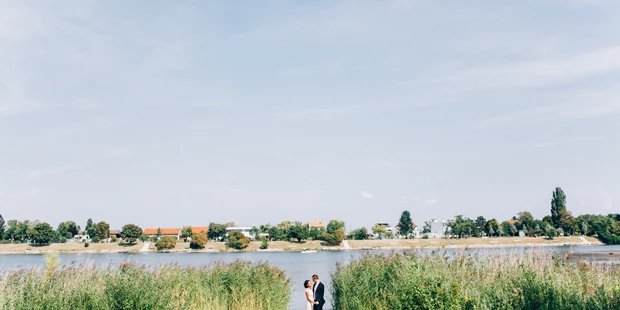 Hochzeitsfotos - Art des Shootings: Trash your Dress - Maria-Lanzendorf - Margarita Shut