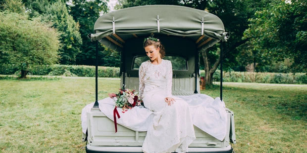 Hochzeitsfotos - Art des Shootings: Trash your Dress - Maria-Lanzendorf - Margarita Shut