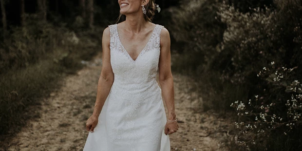 Hochzeitsfotos - Art des Shootings: Trash your Dress - Maria-Lanzendorf - BLISS & DELIGHT AUTHENTIC WEDDING PHOTOS AND VIDEOS