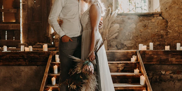 Hochzeitsfotos - Art des Shootings: Trash your Dress - Maria-Lanzendorf - BLISS & DELIGHT AUTHENTIC WEDDING PHOTOS AND VIDEOS