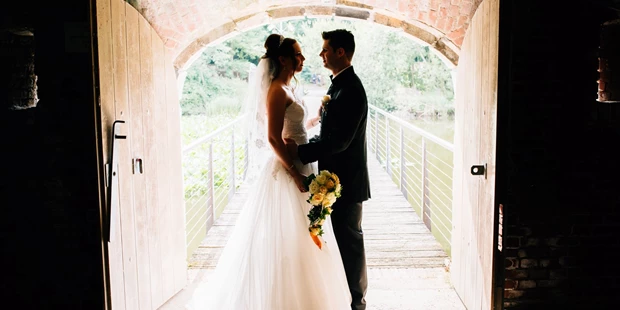 Hochzeitsfotos - Kerpen (Rhein-Erft-Kreis) - Moderne und authentische Hochzeitsfotografie aus Essen - Claudia Krawinkel Fotografie