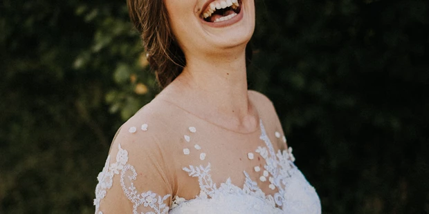 Hochzeitsfotos - Art des Shootings: Trash your Dress - Maria-Lanzendorf - Karlo Gavric