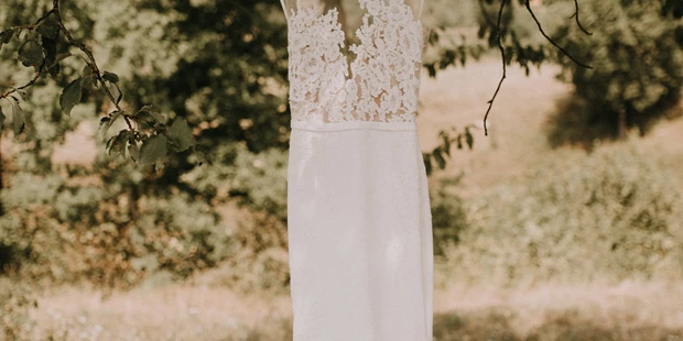 Hochzeitsfotos - Art des Shootings: Trash your Dress - Maria-Lanzendorf - Karlo Gavric
