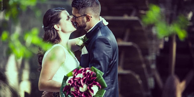 Hochzeitsfotos - Fotostudio - Niedenstein - Heiraten in der hostorischen Wassermühle - Willi & Ellen - Deine Hochzeitsfotografen!