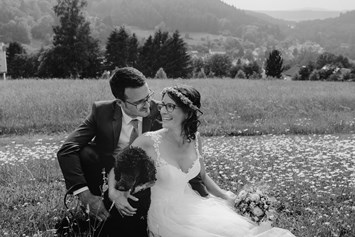 Hochzeitsfotograf: Brautpaarshooting Mit Hund - Marcel Kleusener
