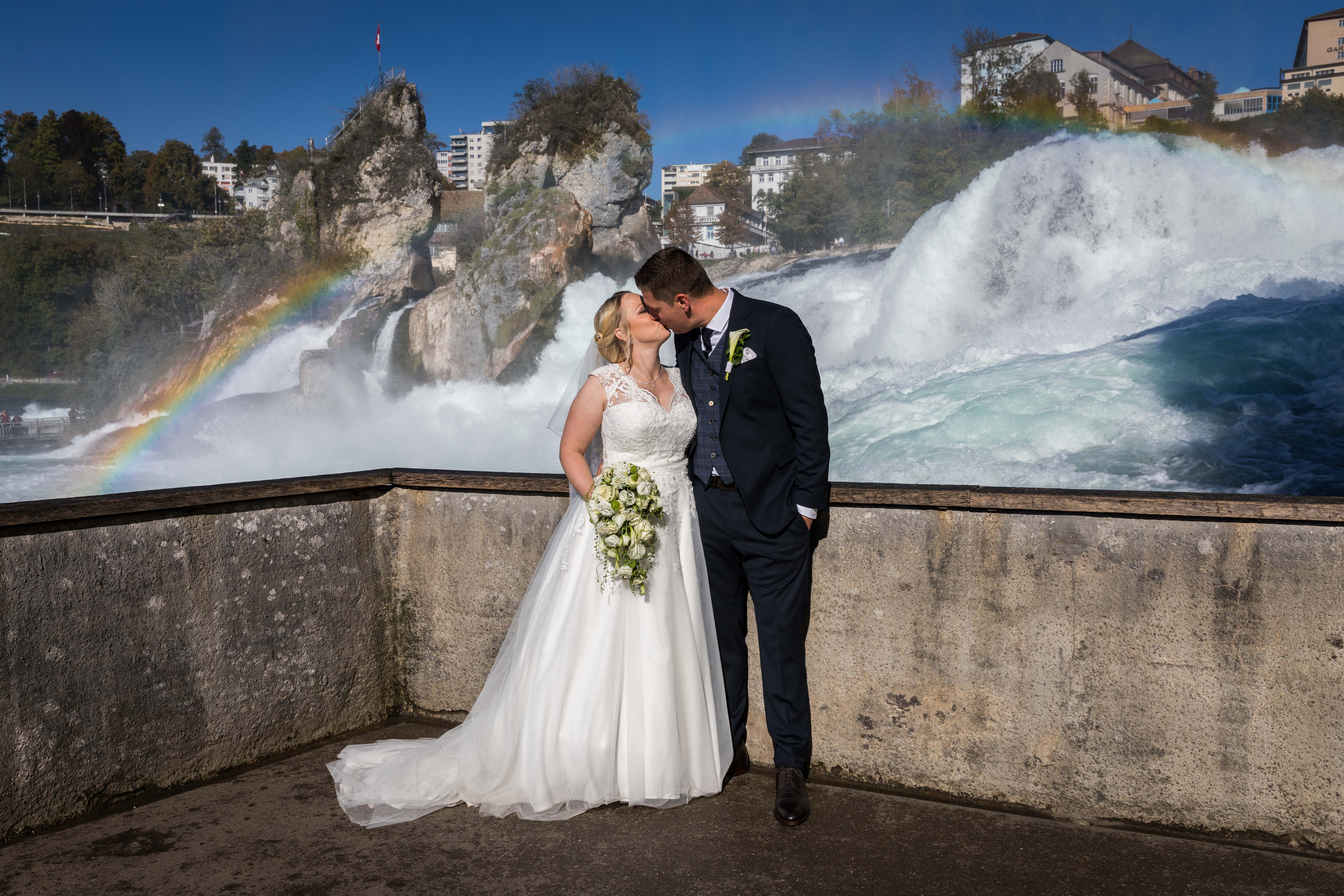 Hochzeitsfotograf: Küsse unterm Regenbogen... - Jeannine Good