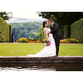 Hochzeitsfotograf: Tanz am Brunnen - neero Fotografie und Grafik