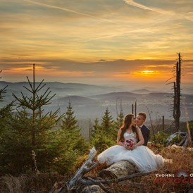 Hochzeitsfotograf: Afterwedding Shooting auf dem Dreisessl im Bayerischen Wald  - Yvonne Obermüller Fotografie