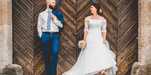 Hochzeitsfotos - Art des Shootings: Trash your Dress - Maria-Lanzendorf - schelberger.fotografie
