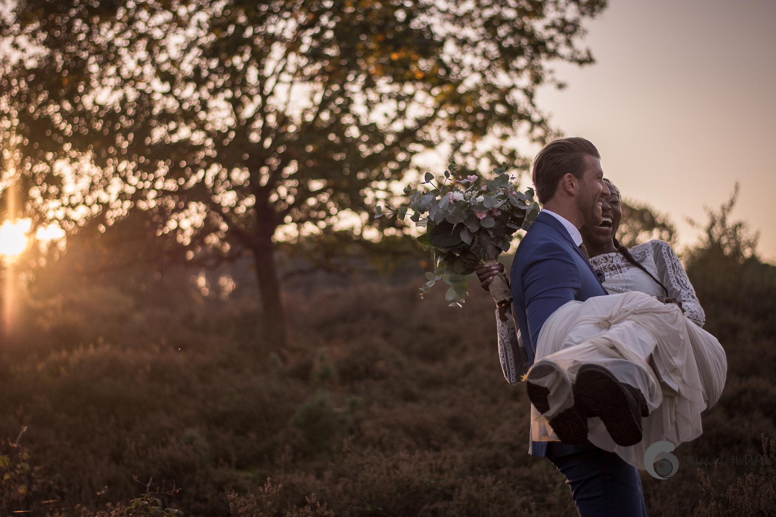 Hochzeitsfotos - Art des Shootings: Fotostory - Sauerland - HeiBoPhoto