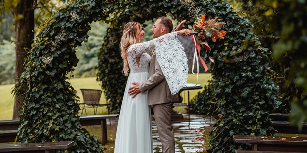Hochzeitsfotos - Art des Shootings: Trash your Dress - Maria-Lanzendorf - KALTHUBER Fotografie - Harald Kalthuber