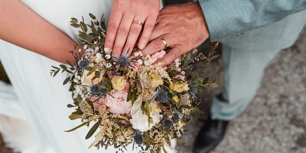 Hochzeitsfotos - Art des Shootings: Trash your Dress - Maria-Lanzendorf - KALTHUBER Fotografie - Harald Kalthuber