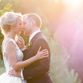 Hochzeitsfotograf: Verträumt, romantisches Brautpaarshooting zum Sonnenuntergang - Special Moments Photography