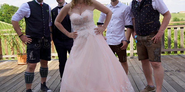 Hochzeitsfotos - Art des Shootings: Trash your Dress - Maria-Lanzendorf - Fink Pictures by Iris Fink