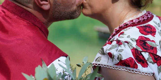 Hochzeitsfotos - Art des Shootings: Trash your Dress - Maria-Lanzendorf - Hochzeit am See - Fink Pictures by Iris Fink