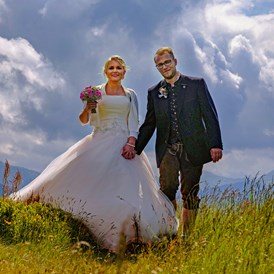 Hochzeitsfotograf: Natascha und Tobias: Echte Bayern feierten zünftig auf der Planai.
Die schönsten Erinnerungsbilder wie immer von FotoTOM - TOM Eitzinger