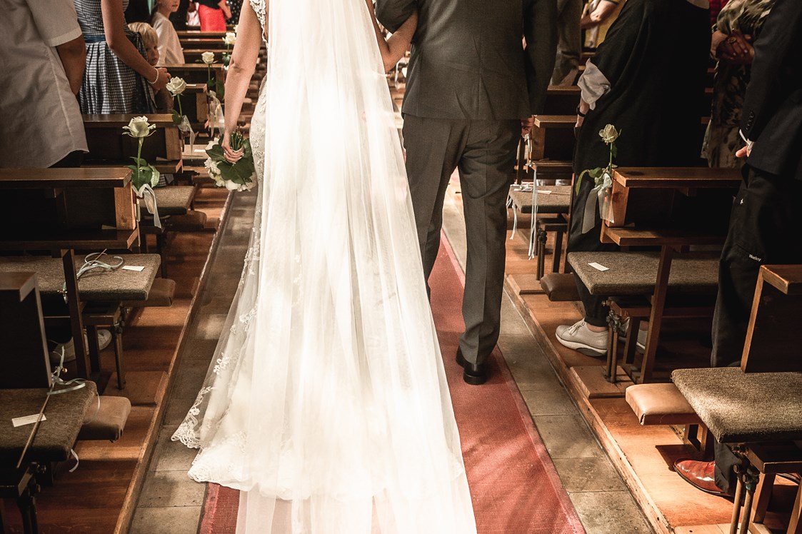 Hochzeitsfotograf: Walking down the Aisle - Silke & Chris Photography