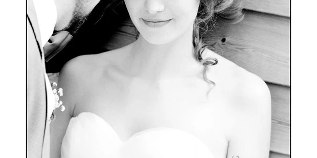 Hochzeitsfotos - Art des Shootings: Trash your Dress - Maria-Lanzendorf - DANIEL BOINTNER FOTOGRAFIE WIEN